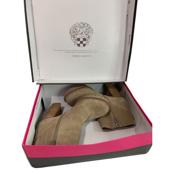 Size 6M Vince Camuto Womens Heeled Booties Truffle Taupe Suede Ernessa - Picture 2 of 13